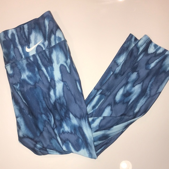 Blue nike cropped leggings - Picture 1 of 2